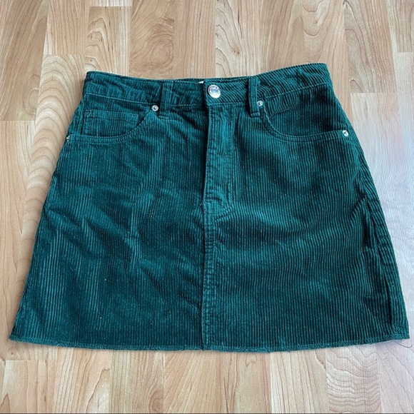 Forever 21 Dresses & Skirts - 3 for $15//Emerald Green Ribbed Skirt